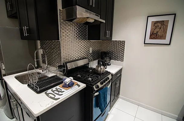 Rented by R New York | media 29