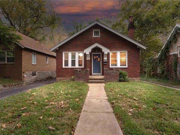 414 County Hills Dr, Saint Louis, MO 63119