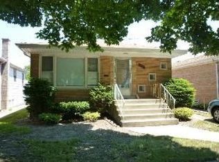 11239 S Whipple St, Chicago, IL