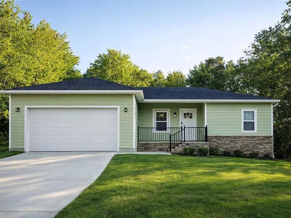 1st image of 3 Reighton Cir