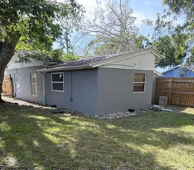 5719 14th St E — Photo 16