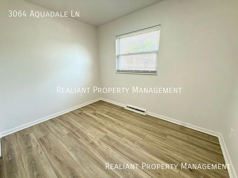 3064 Aquadale Ln — Photo 8