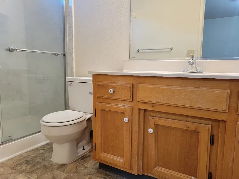 1812 College Greens Dr — Photo 8