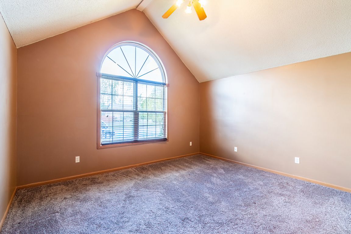 next background image