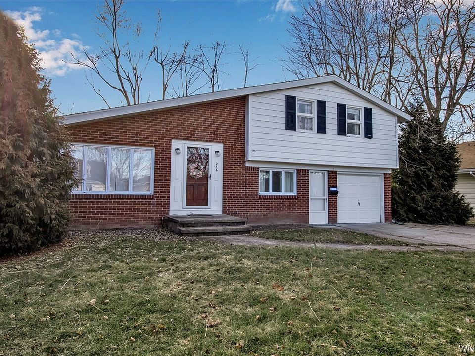 1st image of 256 Park Forest Dr