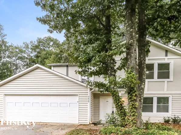 5439 Farmview Close, Stone Mountain, GA 30088