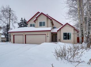 5748 Flagstone Cir, Anchorage, AK 99502