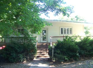 320 E 2nd South St, Carlinville, IL