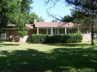 1102 Cemetery Rd, Fort Gibson, OK 74434