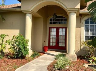 404 Hollywood St, Lehigh Acres, FL 33936