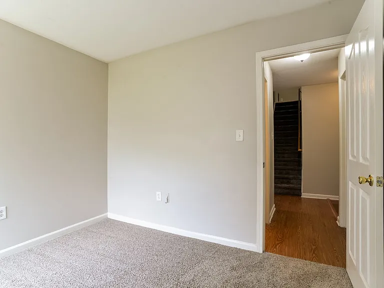 10013 Green Hedge Ave — Photo 13