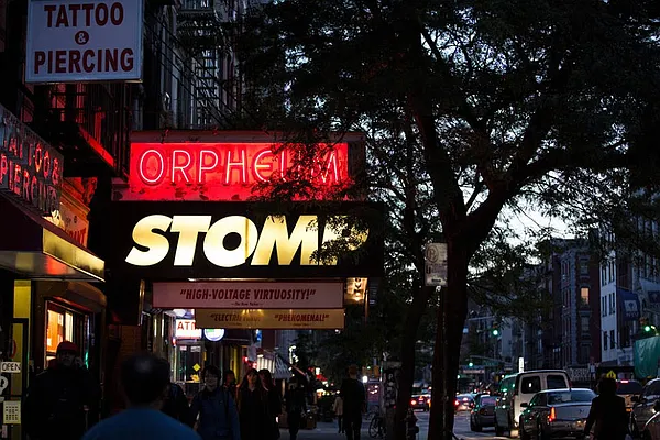 Rented by Crosstown Apartments NYC | media 52