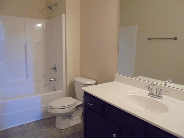 1413 Napa Point W — Photo 6