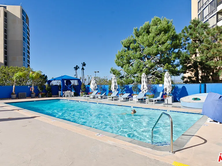 4335 Marina City Dr #340 — Photo 47