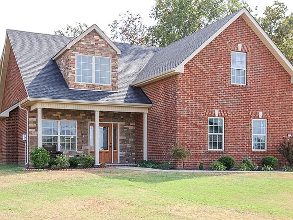 2nd image of 1024 Brokencreek Ln