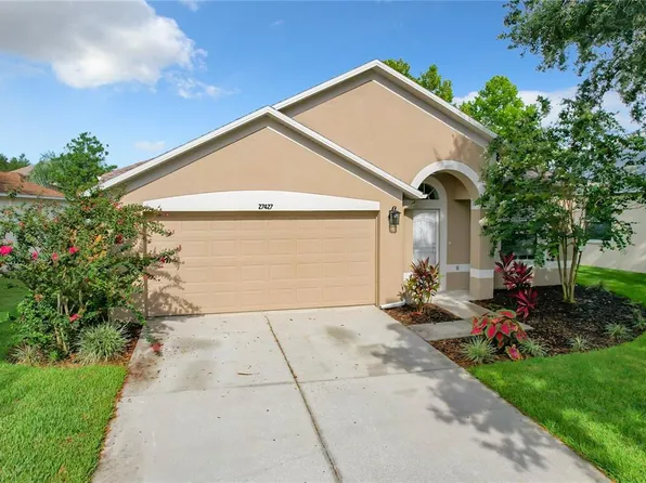 27427 Sky Lake Cir, Zephyrhills, FL 33544