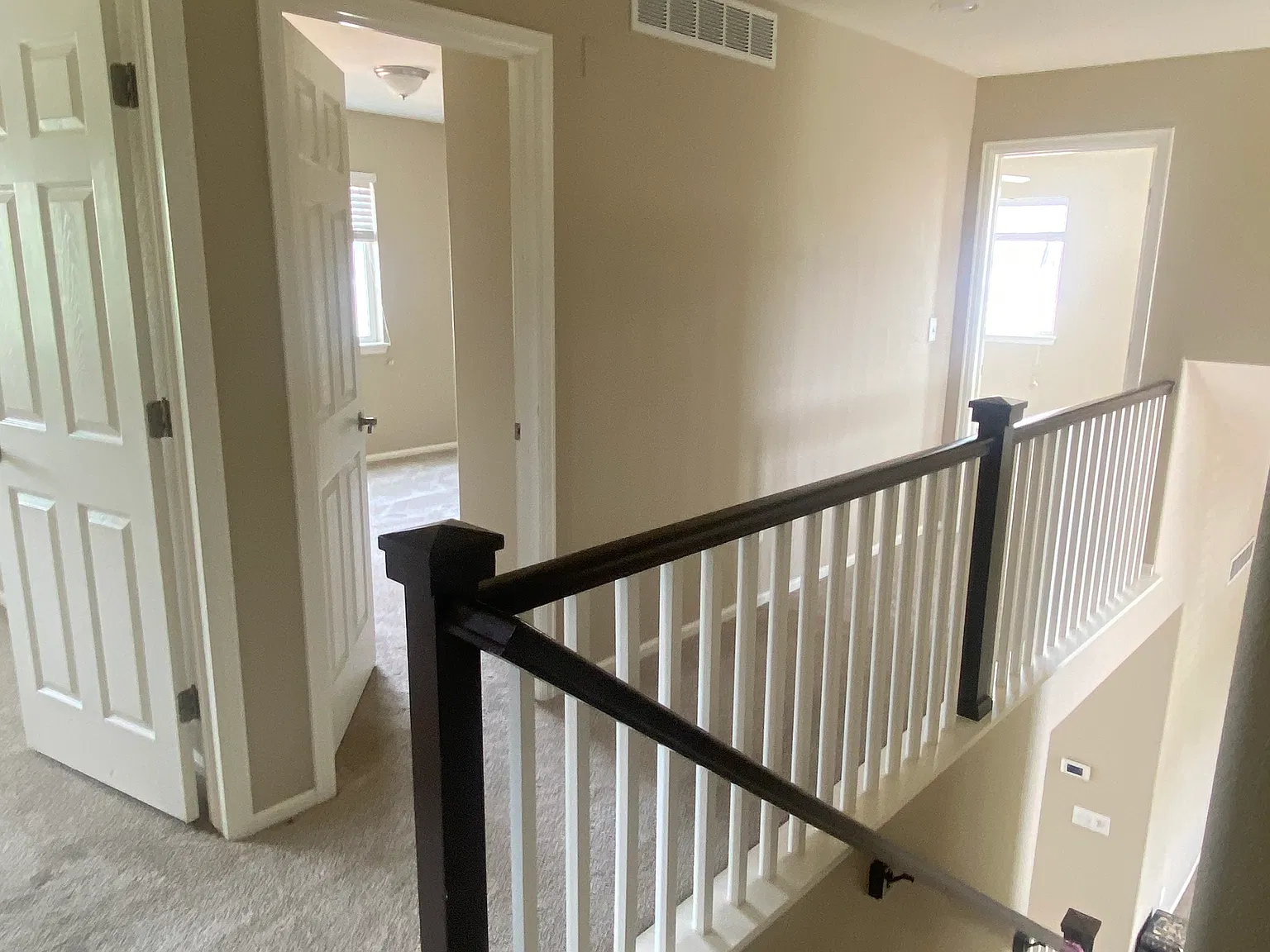 5 bed, 3329 sqft, $3,500 — Photo 4
