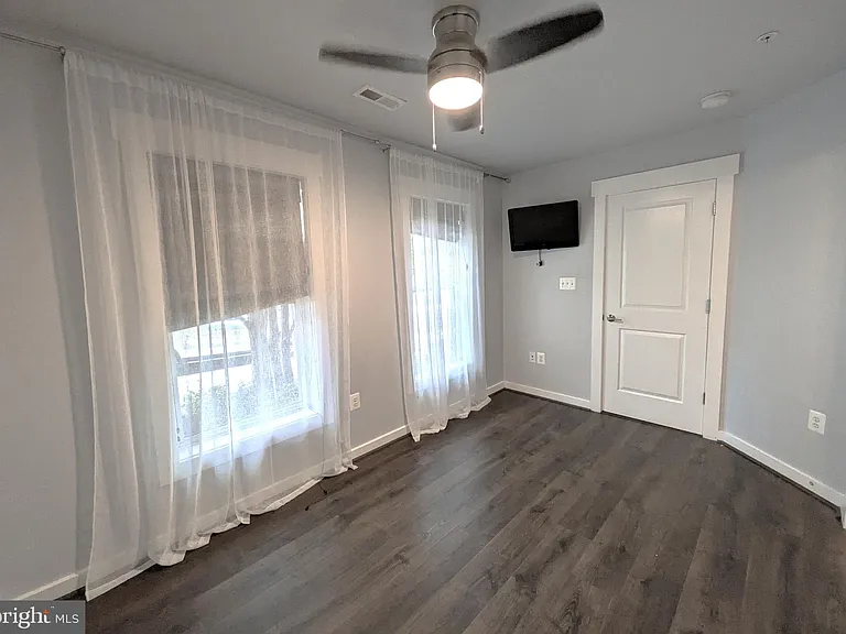 22447 Verde Gate Ter — Photo 49