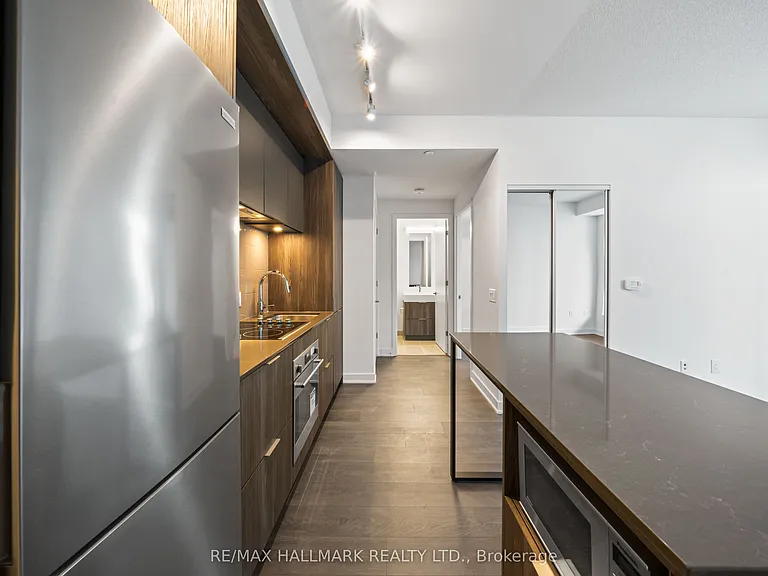 130 River St #505 — Photo 15