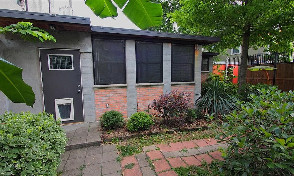 1st image of 104 Stratford St #B