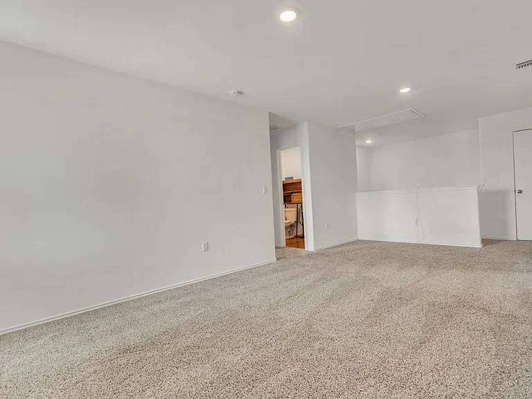 15401 Poppy Petal Dr — Photo 12