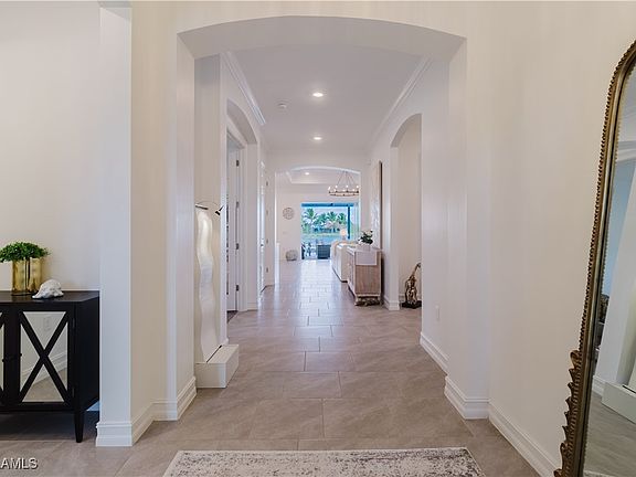 3rd image of 3267 Baravaldo Cir