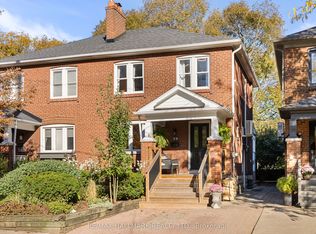 39 Thurston Rd, Toronto, ON M4S 2V8