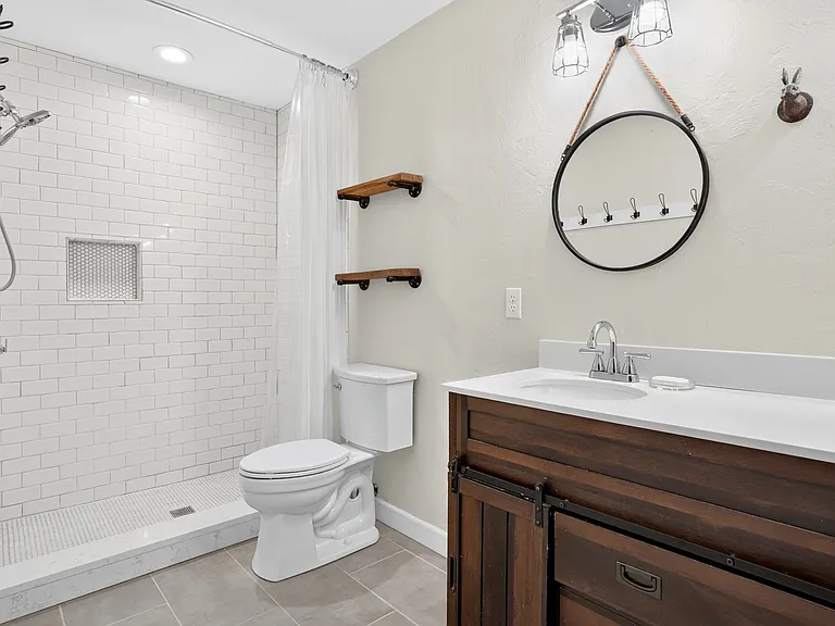 3304 Jim Robison Dr — Photo 22