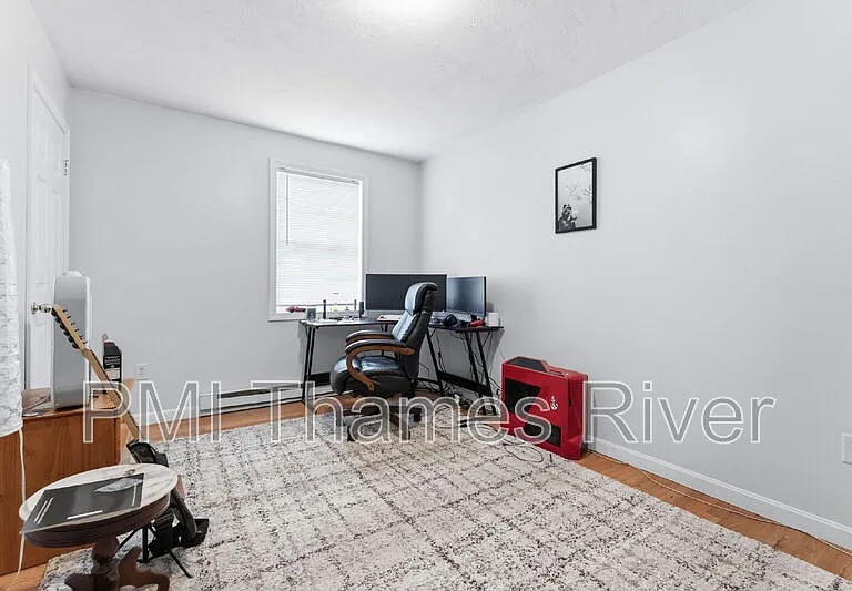 16 Central St — Photo 13