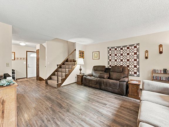 5th image of 3232 2nd St N
