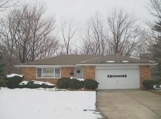 26629 Mulberry Cir, Richmond Heights, OH