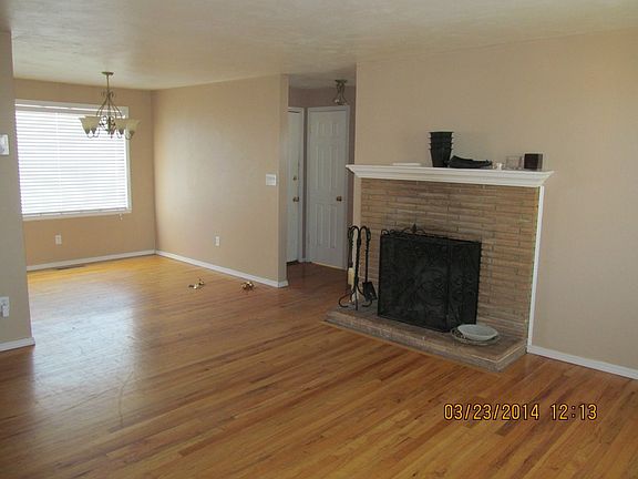 2nd image of 1238 S Skyline Dr