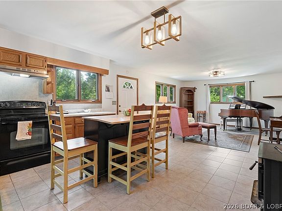 3rd image of 27501 Twin Ridge Rd