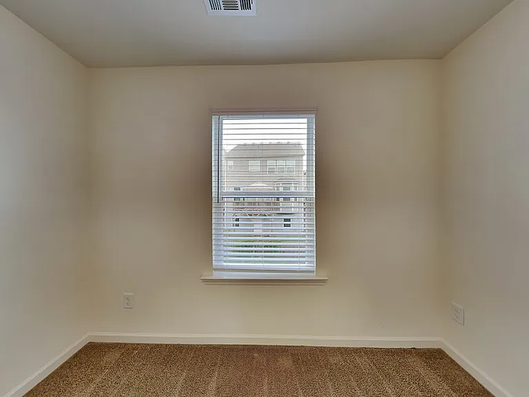 975 Society Cir SW — Photo 11