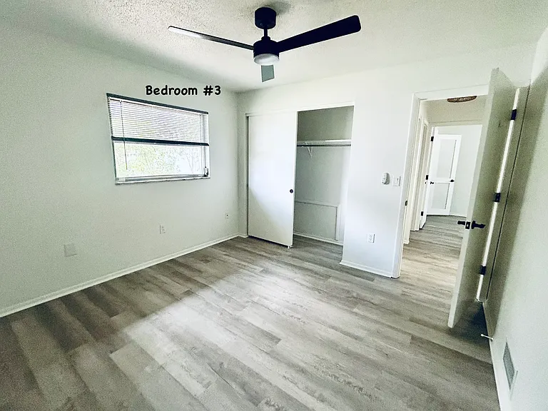 3851 Allenwood St — Photo 18