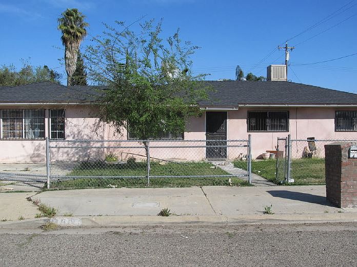 1st image of 190 11th St