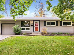 321 Gayle Ave, Dekalb, IL 60115