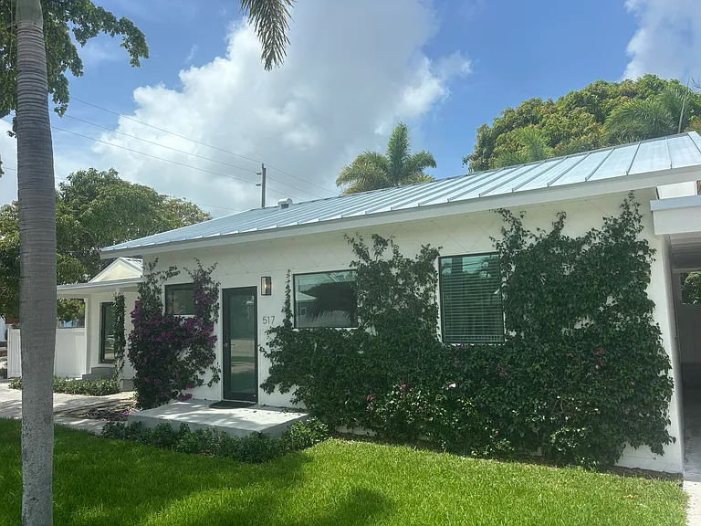 517 NW 1st St — Photo 1