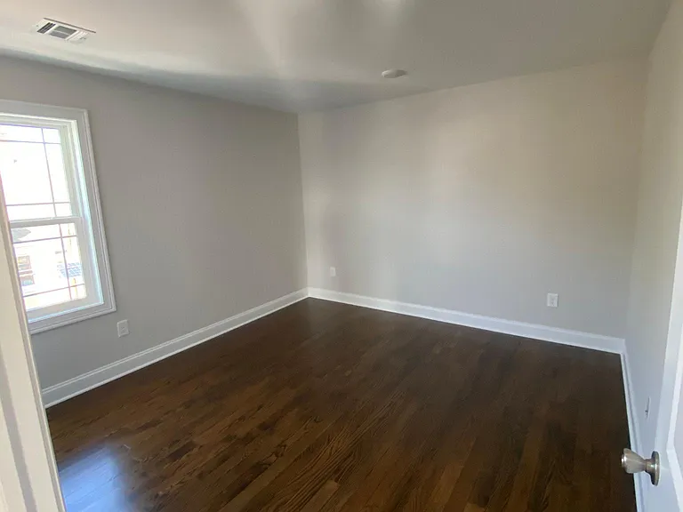 341 Washington Ave #2 — Photo 20