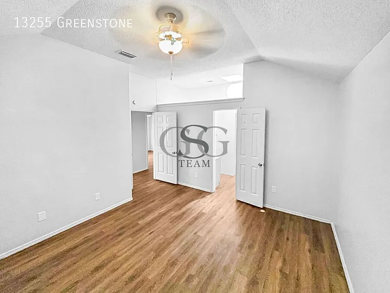13255 Greenstone — Photo 14