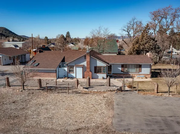 210 S 100 E, Parowan, UT 84761