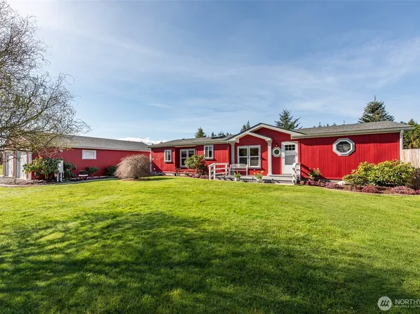 571 Lewis Road, Port Angeles, WA 98362