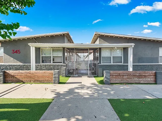 Studio, $1,395 — Photo 4