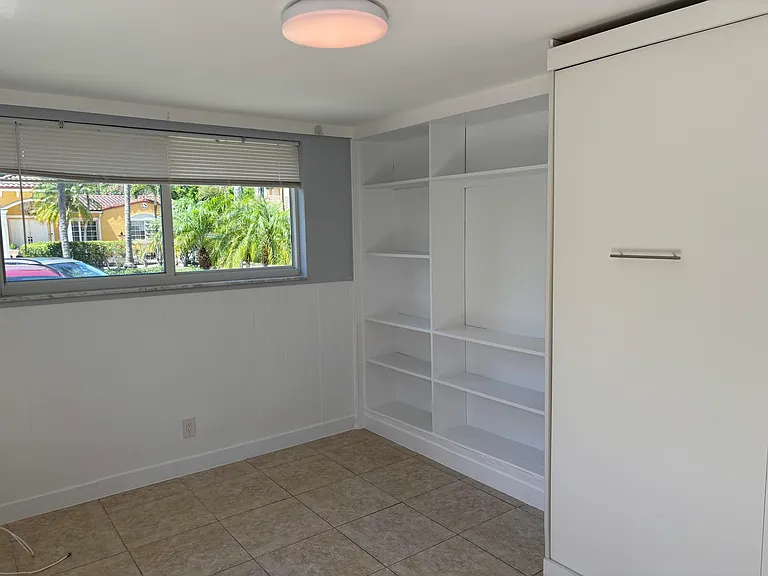 1418 Wiley St — Photo 6
