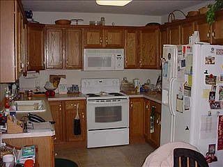 4th image of 1318 Clover Creek Ln