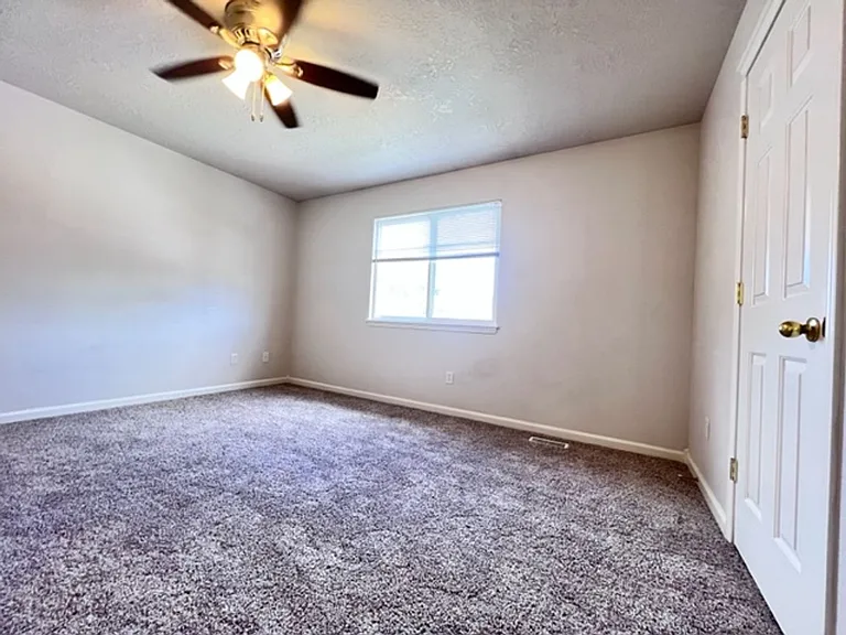 3016 W Madison Ave — Photo 9