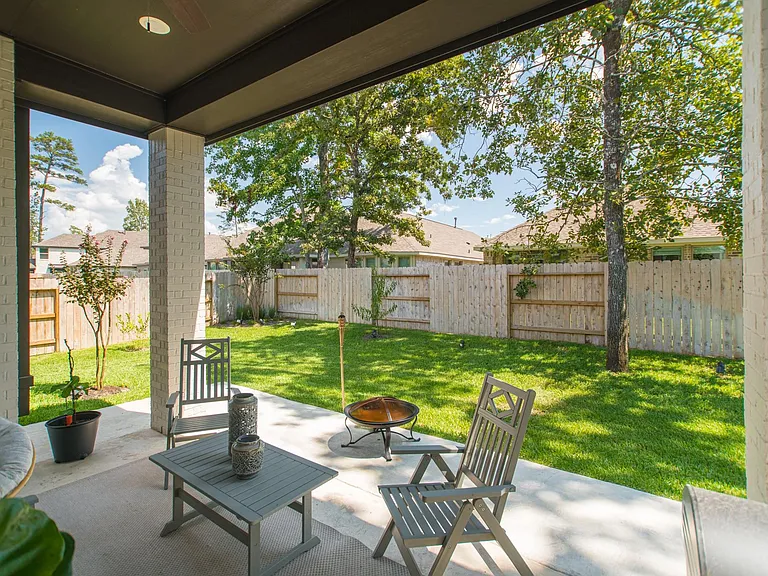 427 Boggy Belt Ln — Photo 43