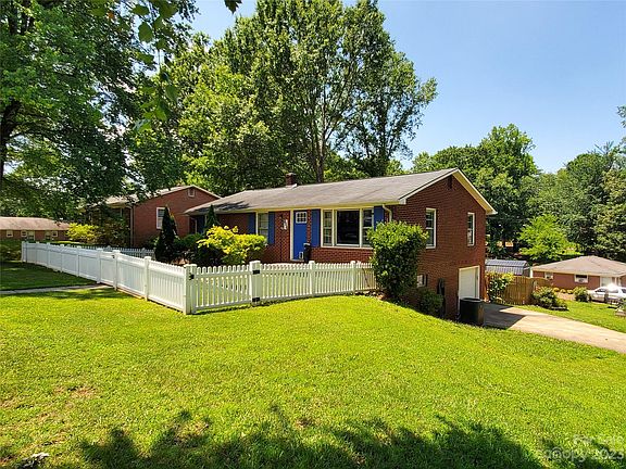 2nd image of 844 Crestway Dr