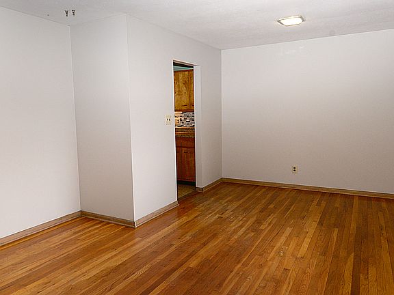 living room left to right