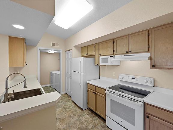 4th image of 4665 Saint Croix LN #1532